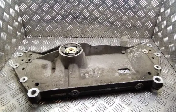 Skoda Octavia Mk2 (1Z) Front subframe 1K0199369G