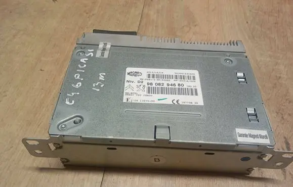 Citroen C4 Grand Picasso Radio/CD/DVD/GPS head unit 201312716 9808294680 503551222406