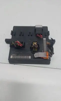 Audi A4 S4 B7 8E 8H Comfort/convenience module 8E0907279L