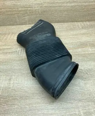 Mercedes-Benz E W211 Air intake duct part A6110940487 988025304
