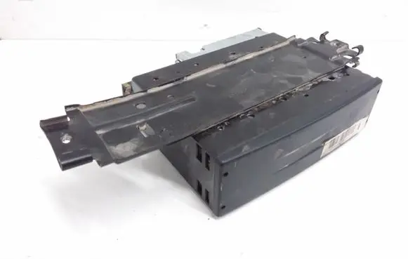Renault Espace - Grand espace IV Radio/CD/DVD/GPS head unit 8200205833