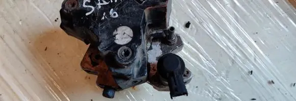 Hyundai Santa Fe Fuel injection high pressure pump 0445010121