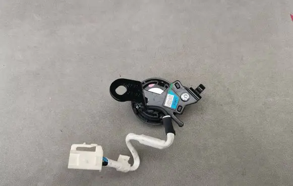 Lexus RX 330 - 350 - 400H Panel speaker 
