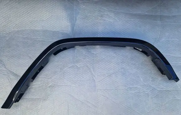 Mercedes-Benz G W463 2nd Gen Rear arch trim A4638805703