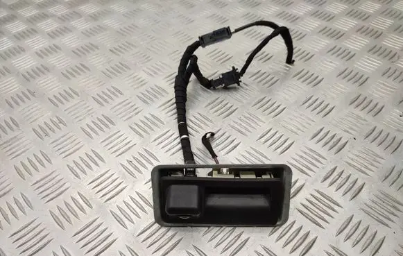 Volkswagen PASSAT B7 USA Tailgate handle with camera 561827566 1T0827229
