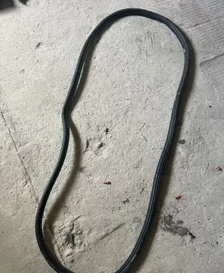 Jeep Grand Cherokee Front door rubber seal 