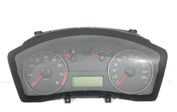 Speedometer (instrument cluster)
