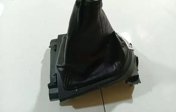 Peugeot 4007 Gear shifter surround trim plastic 8015A009ZZ