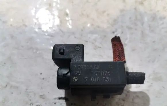 BMW 7 F01 F02 F03 F04 Turbo solenoid valve 70231800 7810831