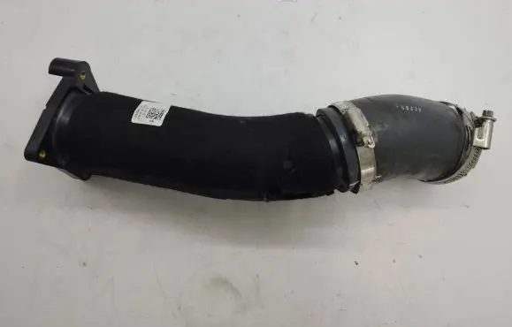 Audi A3 8Y Intercooler hose/pipe 05L145762D 05L145828D