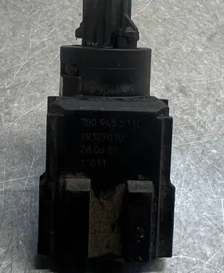 Skoda Octavia Mk2 (1Z) Brake pedal sensor switch 3B0945511C