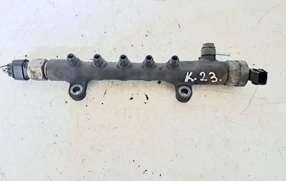 Toyota Avensis T270 Fuel main line pipe