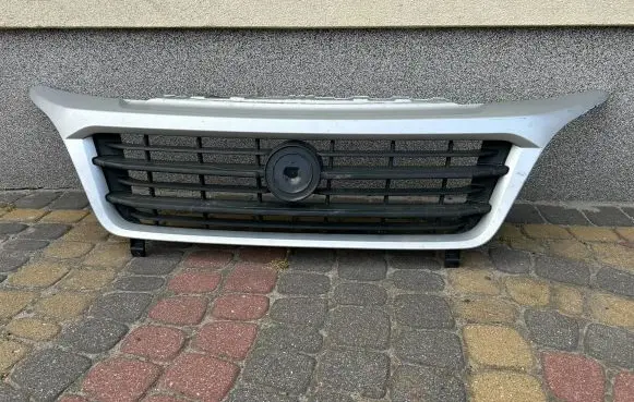Fiat Ducato Front bumper upper radiator grill 18072151 A026