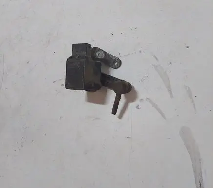BMW 5 E39 Front height sensor lever 1093700