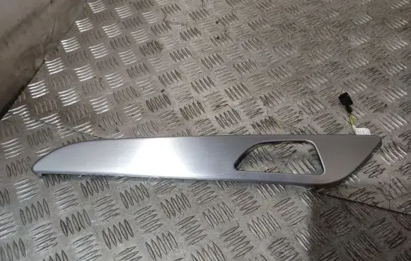 Mercedes-Benz GLS X166 Rear door card panel trim A1667301922