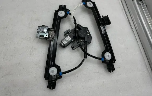 Tesla Model X Rear door window regulator with motor 161412898D A23HG0000189