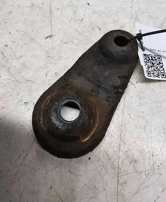 KIA Sorento Radiator mount bracket 