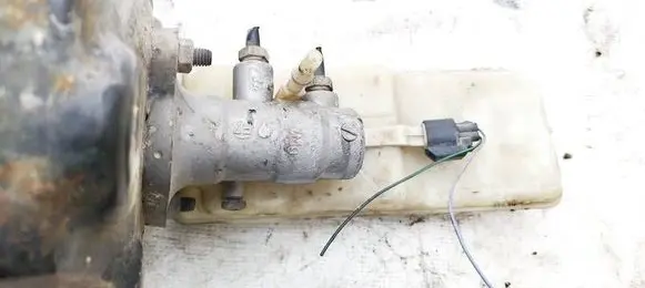 Ford Mondeo MK IV Master brake cylinder