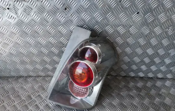 Toyota Corolla Verso AR10 Rear/tail lights