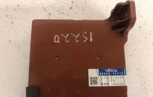 Lexus IS 220D-250-350 Other control units/modules 1776006320 8865053112