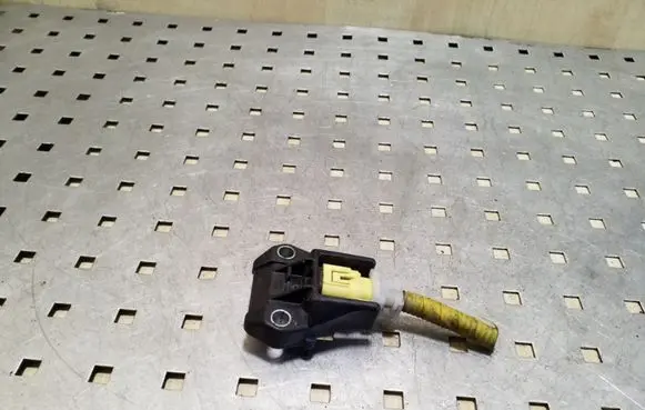 Subaru Legacy Airbag deployment crash/impact sensor 98231AG000