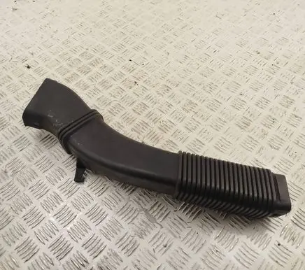 BMW 5 F10 F11 Air intake duct part 7811597