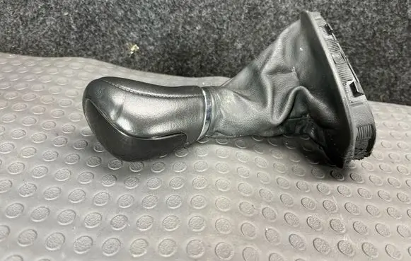Mercedes-Benz C W203 Gear lever shifter trim leather/knob A2032674910