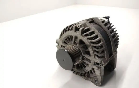 Nissan NV400 Generator/alternator LRA03596 231002 PU129215