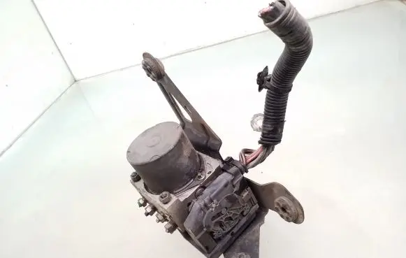 Renault Megane II ABS Pump 0265231300 8200038695 2265100416