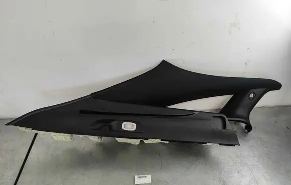 Mercedes-Benz CLA C118 X118 (D)pillar trim (top) A1186908101
