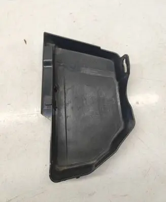 Quarter panel pressure vent