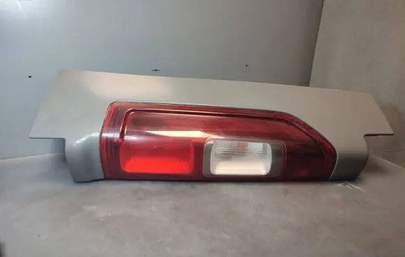 Renault Trafic III (X82) Rear/tail lights 265A64439R