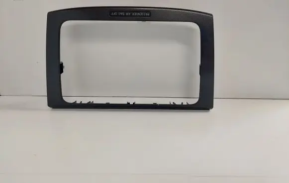 Radio/GPS head unit trim