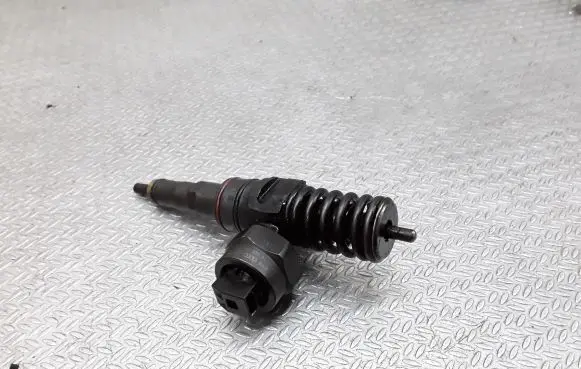 Ford Galaxy Fuel injector 038130073R