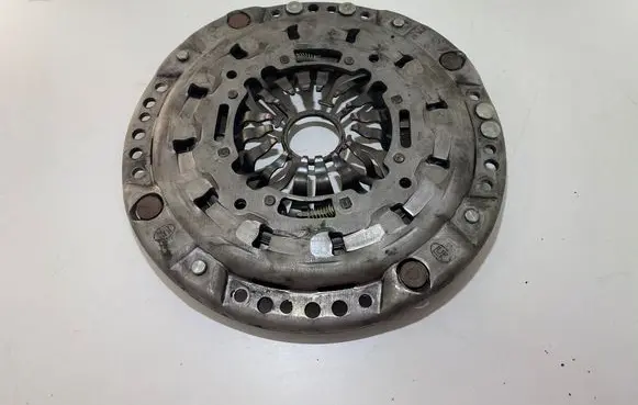 Mercedes-Benz B W245 Pressure plate LUKE3503