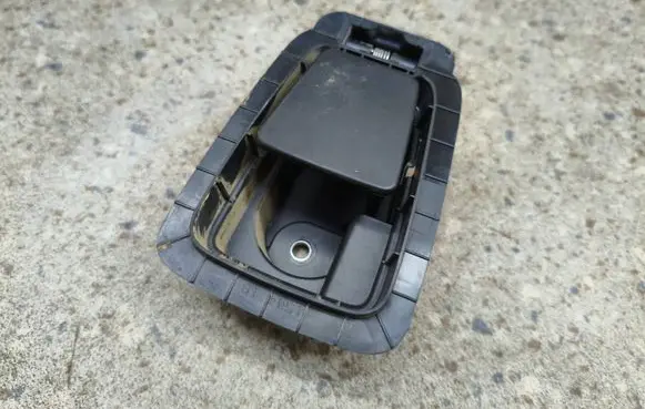 Volvo XC90 Engine bonnet (hood) release handle 31479114