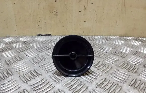 Ford Kuga II Spare wheel bolt 