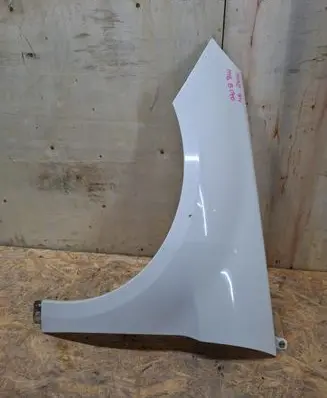 Mercedes-Benz B W245 Fender 