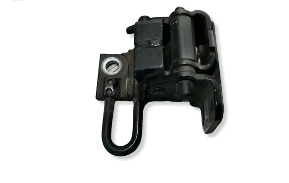 Audi A6 Allroad C6 Front door lower hinge 8E0831412E