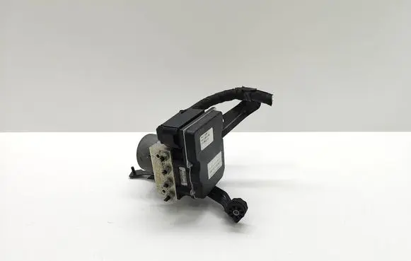 BMW 5 E60 E61 ABS Pump 6777878 677787801 34516777878