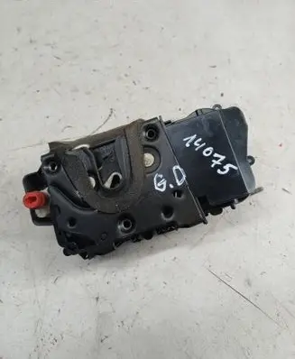 Peugeot 607 Rear door lock 