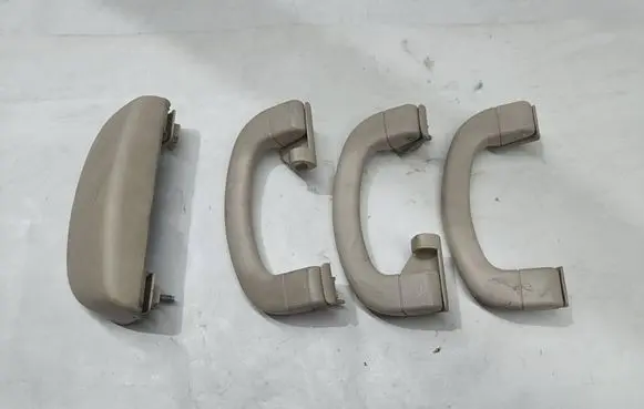 Lancia Delta III A set of handles for the ceiling D344