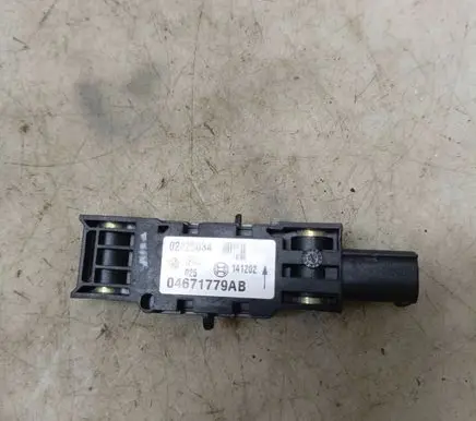 Chrysler Sebring (ST-22 - JR) Airbag deployment crash/impact sensor 04671779AB 02425034 141202