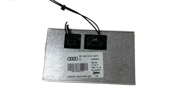Audi A4 S4 B8 8K Light module LCM 89392242 9224213829 922421382971207