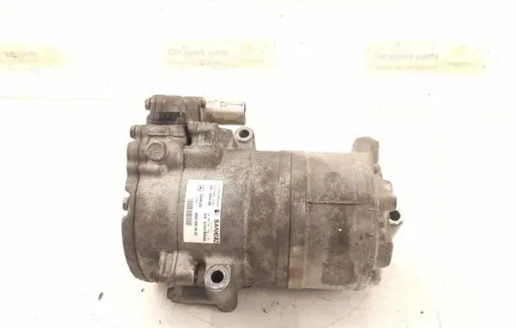 Mercedes-Benz E W213 Air conditioning (A/C) compressor (pump) 0008305600 A0008305600