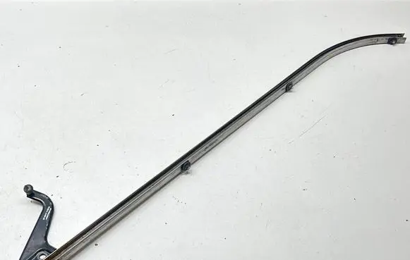 Mercedes-Benz Vito Viano W639 Sliding door upper top rail A6397660137 A6397600147 01111N17