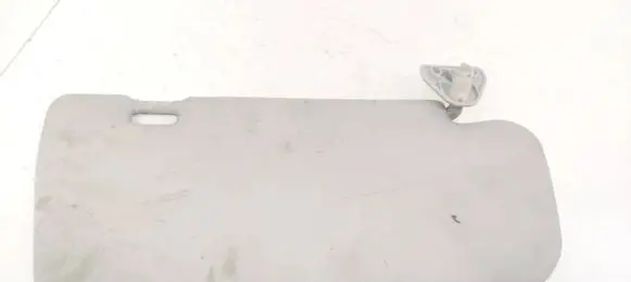 Nissan Primera Sun visor