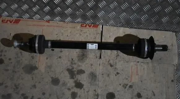 BMW 8 G14 Front driveshaft 8689577555525