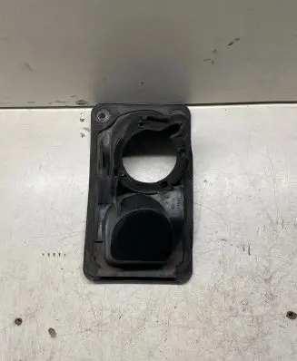 Opel Vivaro Fuel tank cap trim 46624