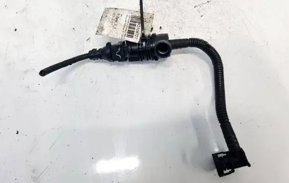 BMW 5 E60 E61 Valve vacuum 7512581